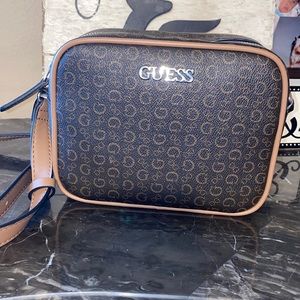 Guess crossbody bag